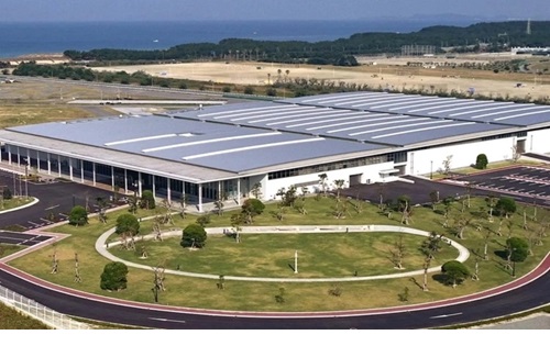 Nhà máy sản xuất điện từ nước biển đầu tiên ở châu Á