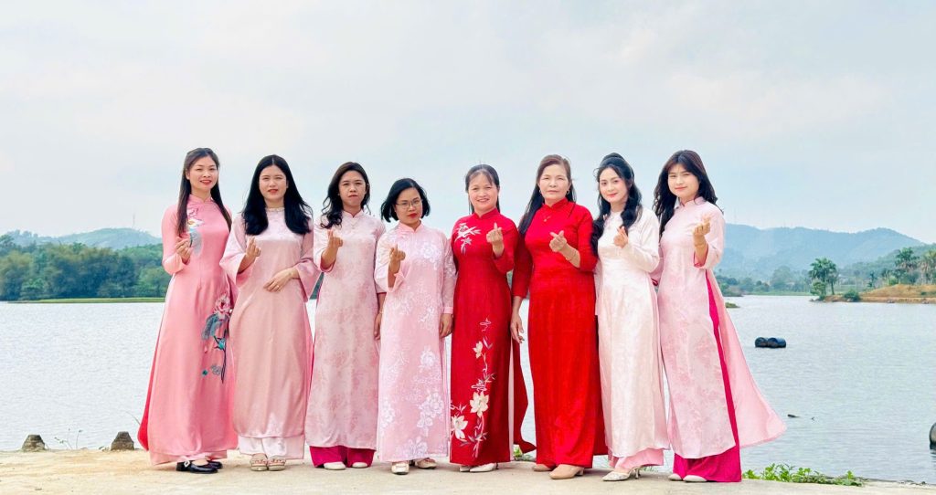 Chùm ảnh: Nét rạng ngời của những “bông hồng” Bitexco Power nhân Ngày Quốc tế Phụ nữ 8/3