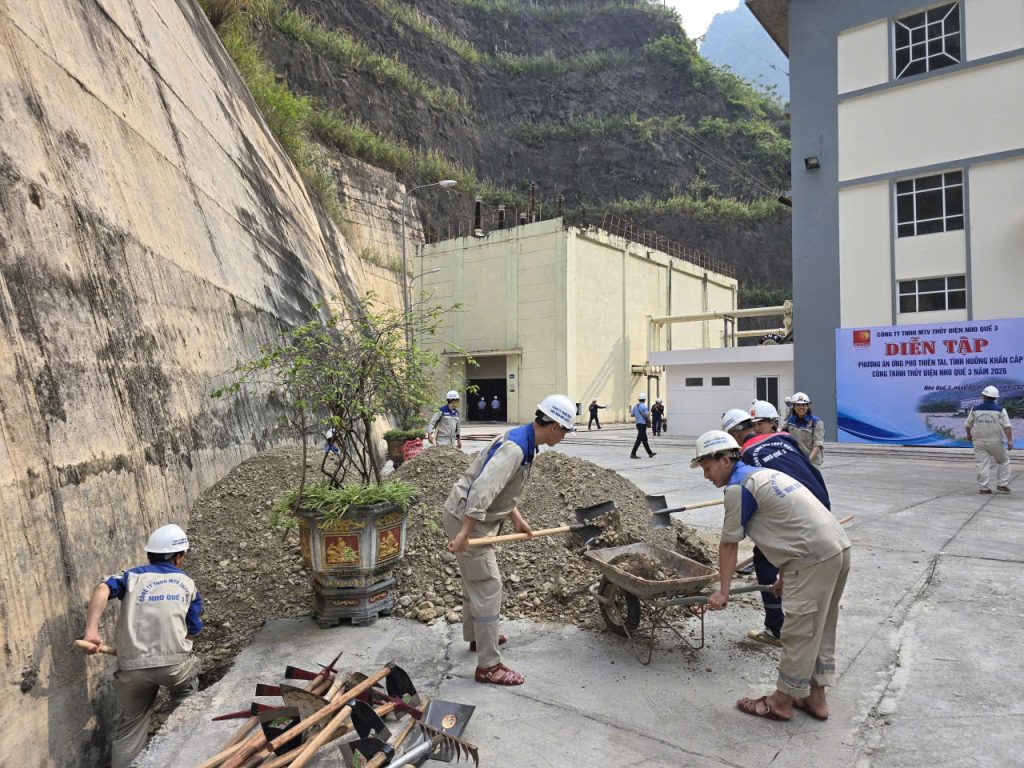 Thủy điện vùng biên giới diễn tập ứng phó thiên tai, tình huống khẩn cấp trước mùa mưa lũ 2026